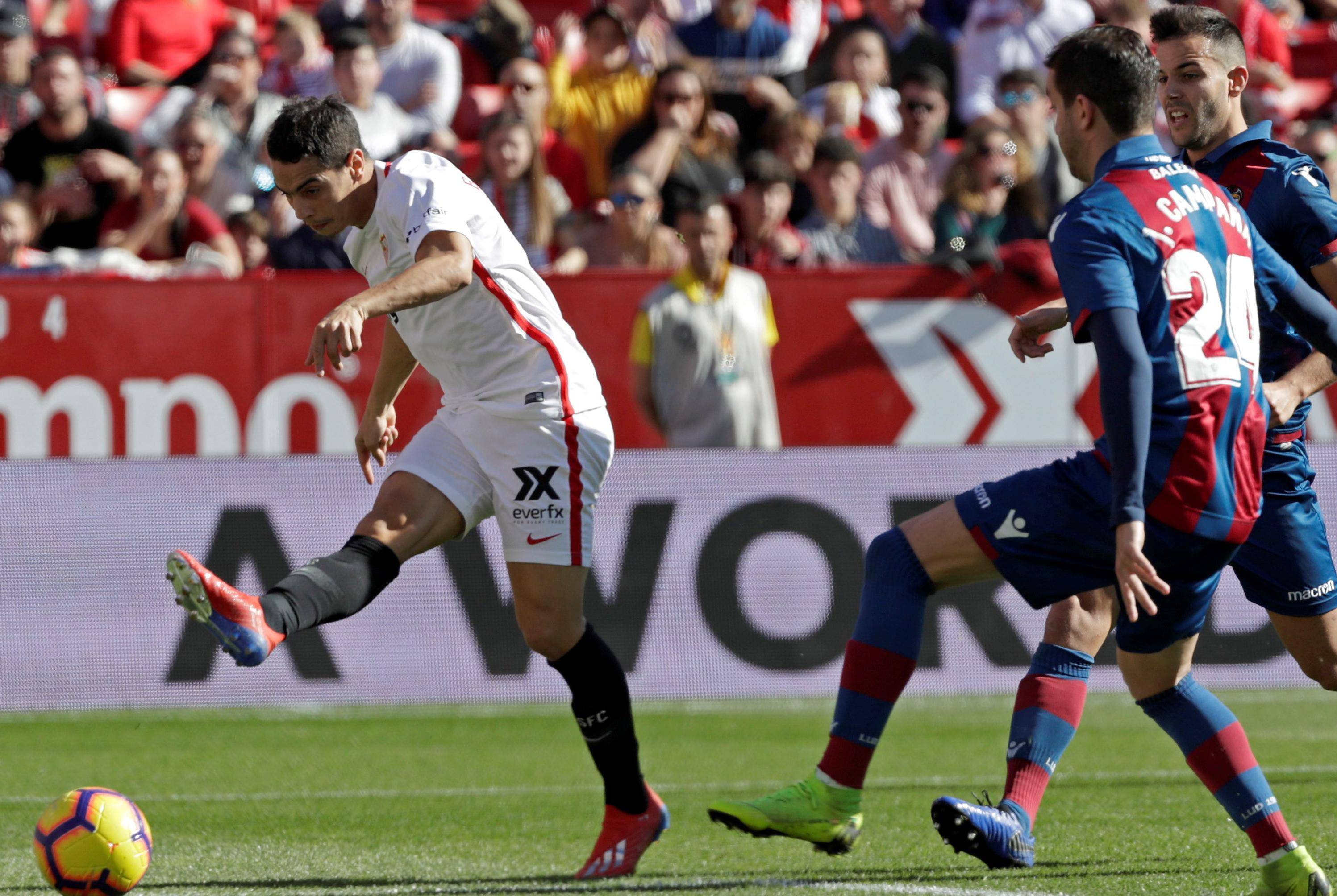 包含国际比赛日西甲焦点战，法兰克福篮板制胜，底气十足，资深球员宣示担当的词条