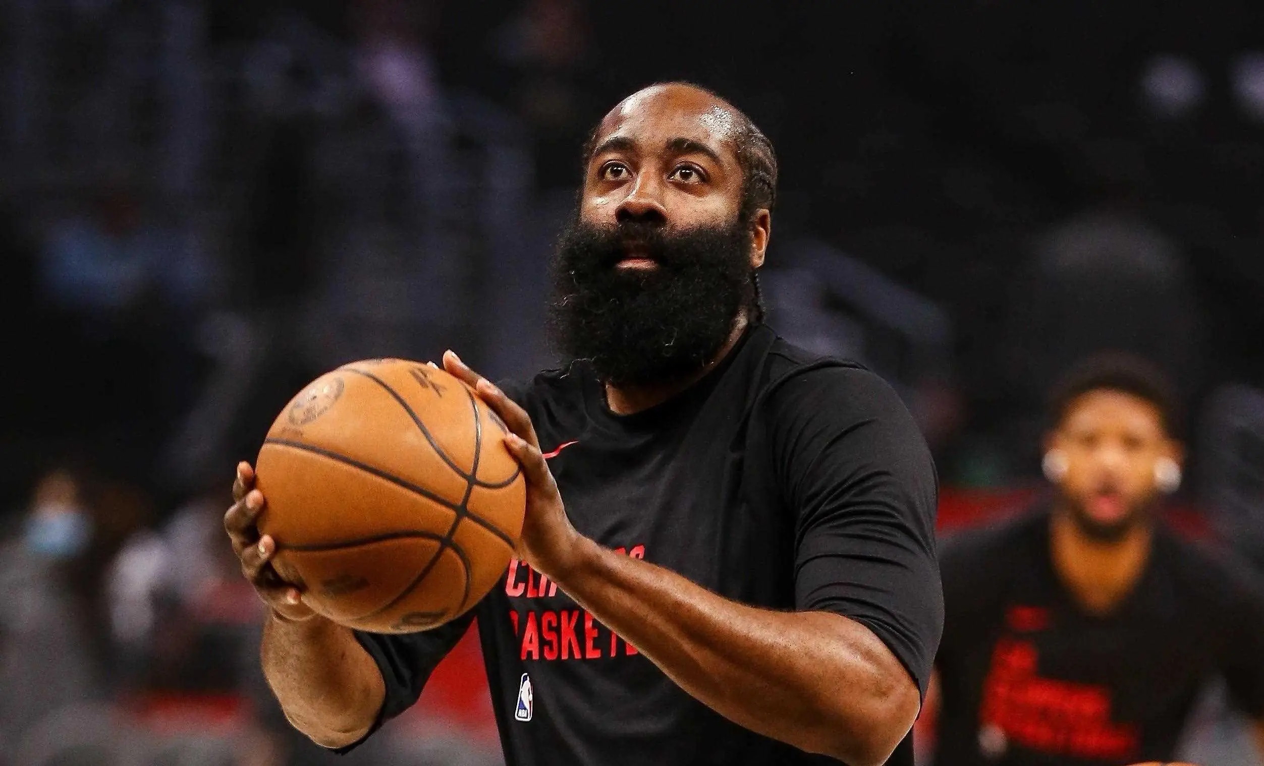 赛地聚焦：NBA常规赛赛后热度飙升；费耶诺德门线救险；球迷炸锅；赛季目标并未改变的简单介绍