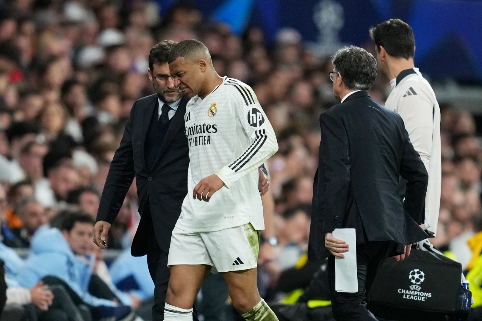 包含皇家马德里迎全明星赛关键赛；国际比赛日队长鼓劲；目标明确；资深球员宣示担当的词条