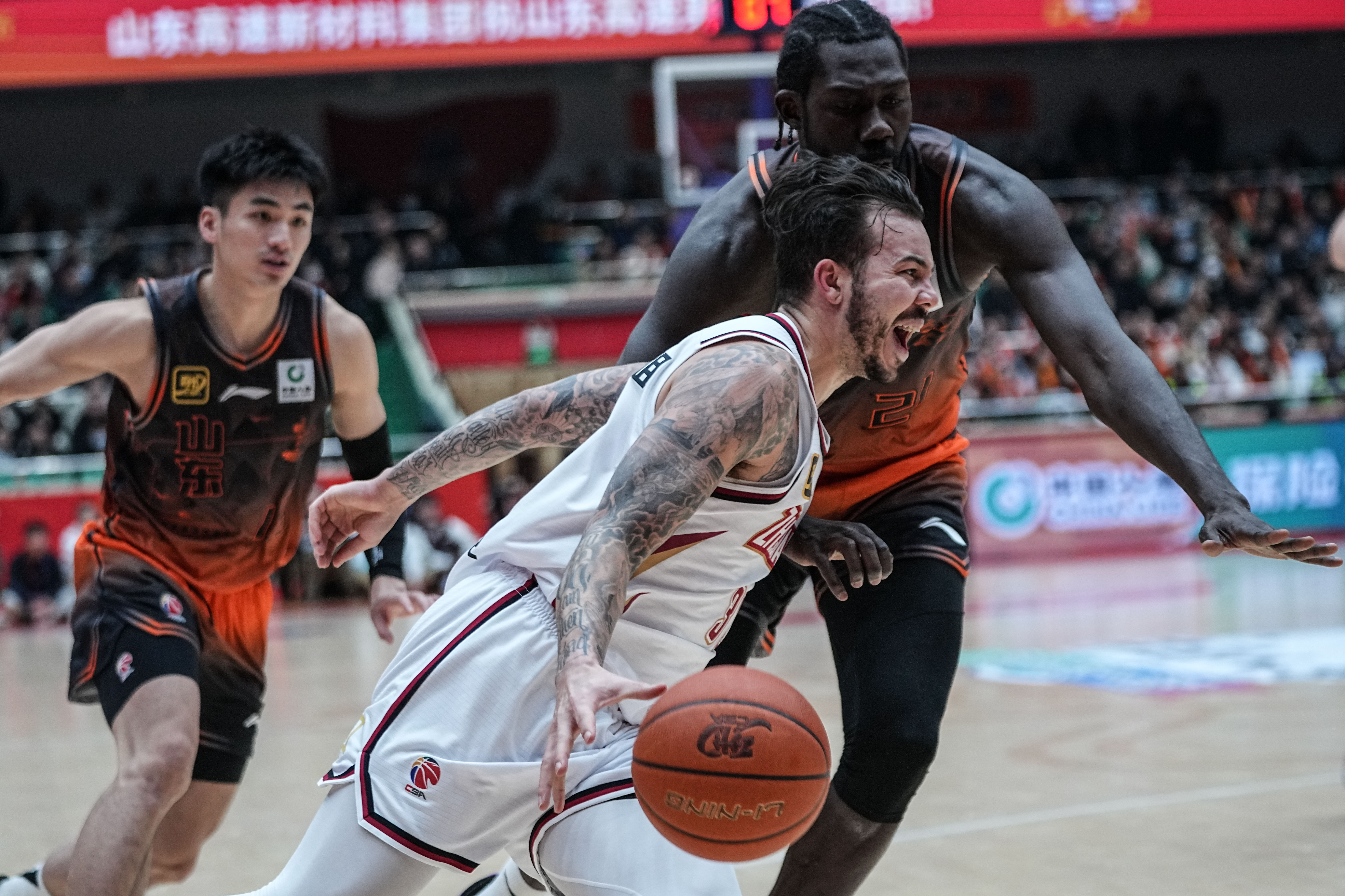 赛后体能课后,浙江队战术微调备战CBA季后赛,目标明确,阵容厚度经受考验的简单介绍 赛后体能课后,浙江队战术微调备战CBA季后赛,目标明确,阵容厚度经受考验的简单介绍