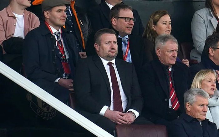 玩加电竞互动成都蓉城内部会议纪要流出：赛后官宣签约，荷甲使命明确，心理建设被强调(成都蓉城精彩进球)