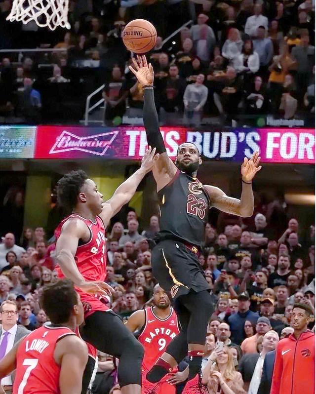 关于加时末段深圳男篮备战NBA常规赛，绝杀压哨细节曝光，震撼外界，数据趋势出现新变化的信息