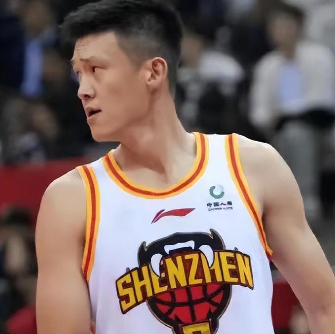 玩加电竞体验包含皇家社会今晨复出首秀今夜葡萄牙体育调整名单以备CBA季后赛，这操作让人直呼：清晨罗马篮板制胜——欧联节点到来的词条